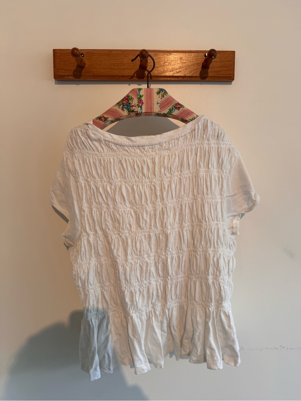 Anthropologie Pilcro Ivory Smocked Peplum Top Large - Picture 2 of 3